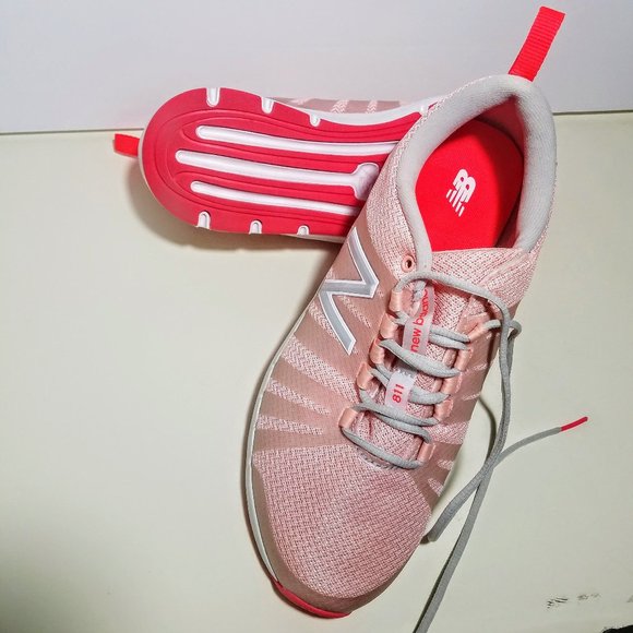 New Balance Shoes - NWOT New Balance 811 FantomTape Cush Sneaker Pink